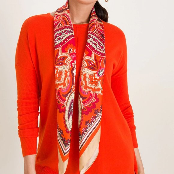 Chico's 💖 LARGE, 100% SILK💖 OVERSIZED HAND ROLLED PAISLEY-PRINT SCARF - Picture 2 of 5
